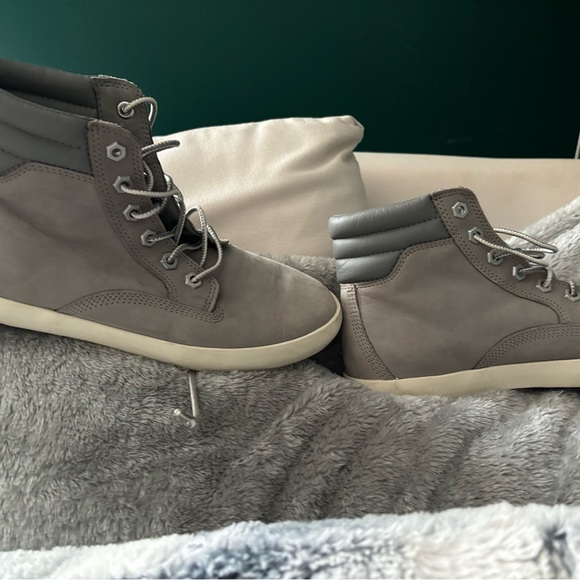 Gray timberland boots size 7 - Picture 3 of 7